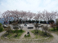 雌岳山頂
